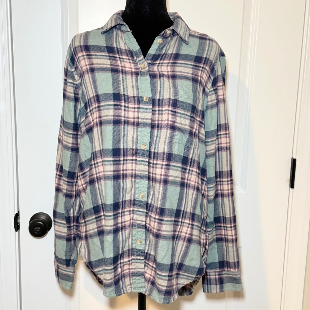 American Eagle Plaid Flannel Shirt Womens Medium Boyfriend Fit Grunge Indie